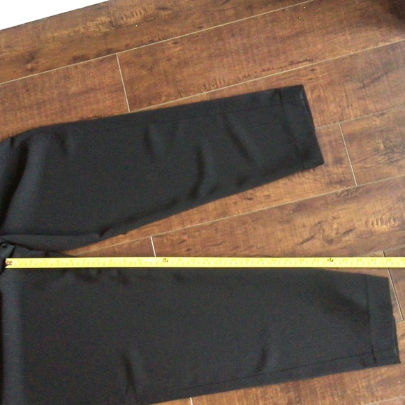 Ladies drawstring polyester/spandex blend pants, black sz 8 28” inseam - Picture 8 of 10